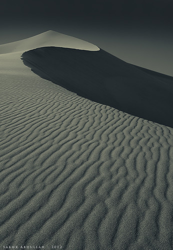 sky mountain texture nature beautiful beauty lines landscape sand desert natural dune curves simplicity simple طبيعة صحراء جبل تل رمل طعس السماء خطوط رملي لاندسكيب