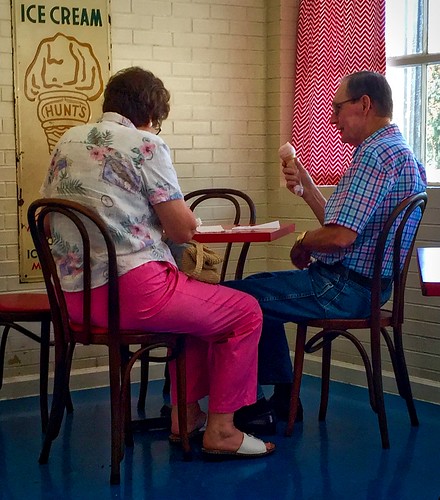 man woman date icecream restaurant shop color seniorcitizens memorylane sanford nc