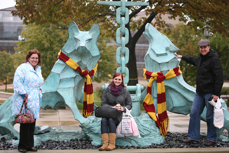 20_10.13.2012 Wolves_scarves_Homecoming_Weekend