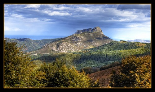 mountain colores otoño monte euskalherria basquecountry mendia mendiak aiakoharriak outom