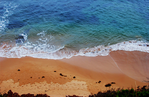 ocean cliff beach sand waves sydney australia newsouthwales reef northernbeaches collaroy longreefbeach