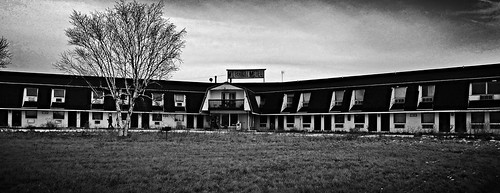 abandoned decay forgotten shuttered abandonedhotel mtcarroll abandonedillinois