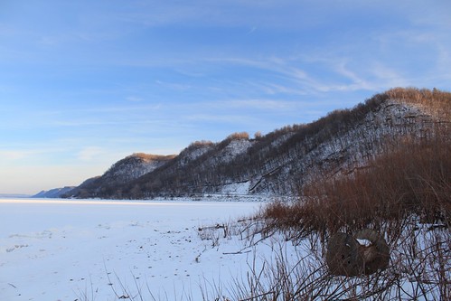 winter lake hill shoreline hills lakecity mn frozenlake pepin minnestoa lakepepin davidwells 600d canont3i