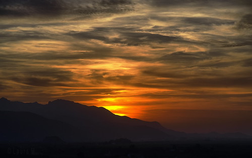 sunset sky españa sun mountains sol valencia clouds landscape atardecer spain paisaje cielo nubes montañas e510 zd1454mm olympuse510