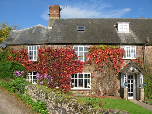 morning autumn houses england october britain 17thcentury ivy goldenvalley farms herefordshire stonewalls farmhouses abbeydore stonebuildings sandstonebuildings welshborders