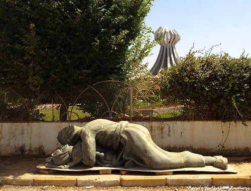 sculpture memorial iraq kurdistan halabja iraqikurdistan halabjamassacre