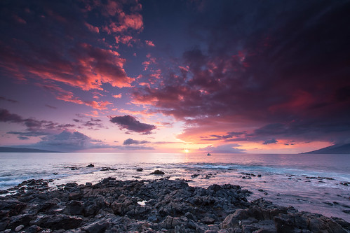 sunset clouds hawaii coast boat fishing rocks unitedstates maui fishingboat kihei