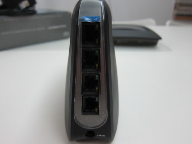 WUMC710 - 4 Gigabit Ports