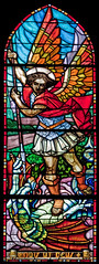 vitrail de l'église St Blaise/St Martin à Chaudes Aigues. - Photo of Deux-Verges