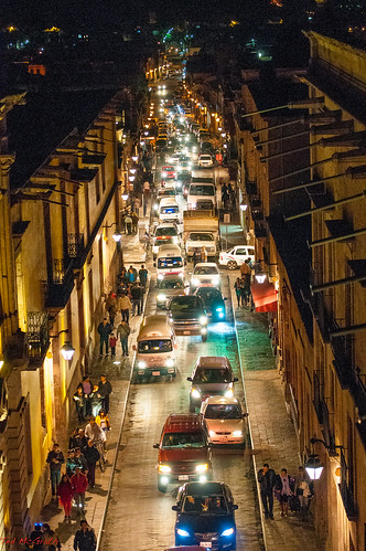 travel mexico morelia traffic streetscene oneway 2012 onewaystreet nightlighting moreliamichoacan tedsphotos