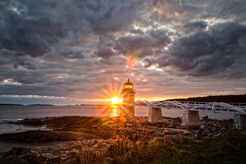 sunset lighthouse clouds coast maine coastline marshalpoint robertallanclifford cliffordphotographynhcom