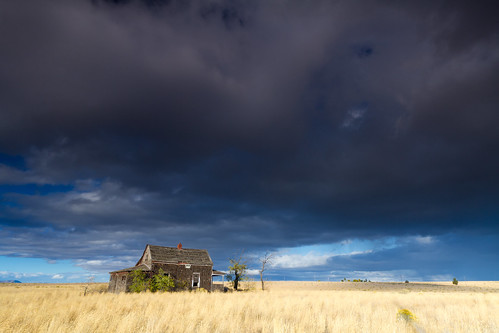old house storm field clouds oregon amber day waves farm ominous madras grain