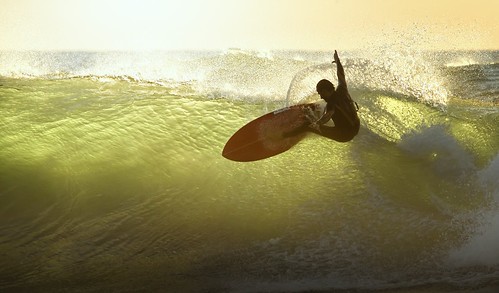 sunset france turn la big wave hossegor surfing pro 2012 quiksilver graviere