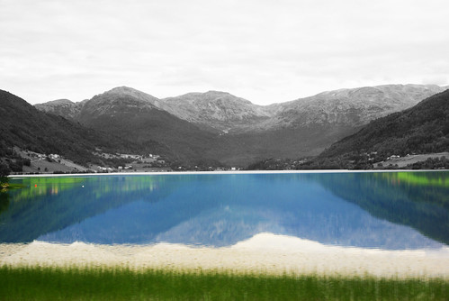 mountain lake mountains water norway landscape lago agua noruega nor hordaland vossestrand