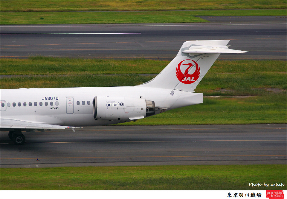 Japan Airlines - JAL / JA8070 / Tokyo - Haneda International