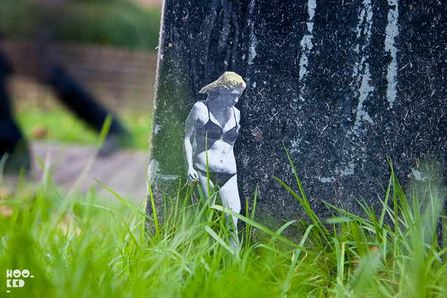 Miniature Street Art in London, by Mexican street artist Pablo Delgado. Photo ©Mark Rigney / Hookedblog