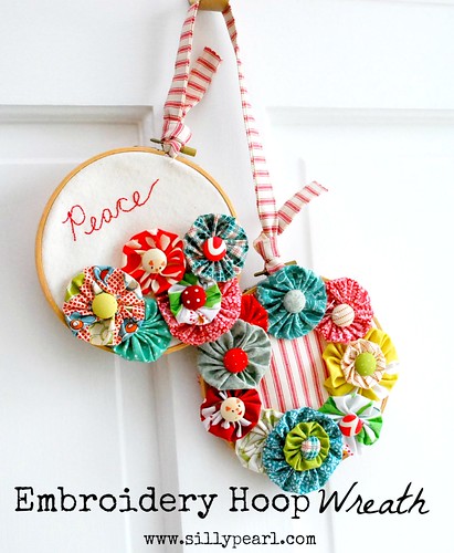 The Silly Pearl - Holiday Embroidery Hoop Wreath