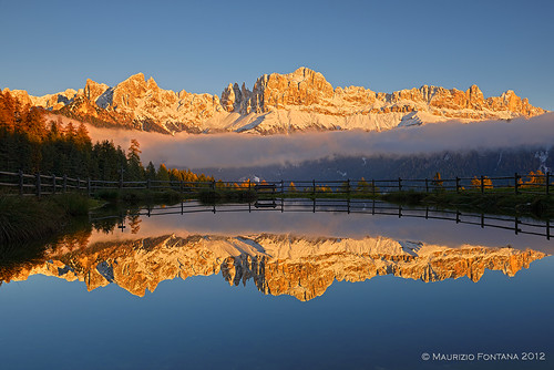 wood autumn trees sunset sky cloud mountain snow color reflection tree water colors fog alberi clouds reflections landscape tirol nikon europa europe italia tramonto nuvole colore nuvola cielo neve nebbia albero acqua autunno alto colori riflessi montagna paesaggio trentino sud d800 riflesso foresta adige iltaly