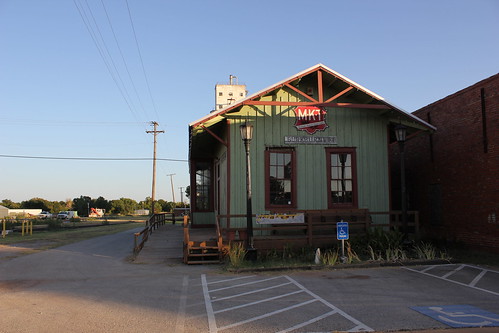 railroad sunset mill rural texas trains historic depot smalltown traindepot burkburnett wichitacounty