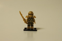 LEGO Ninjago The Golden Dragon (70503) - Lloyd the Golden Ninja