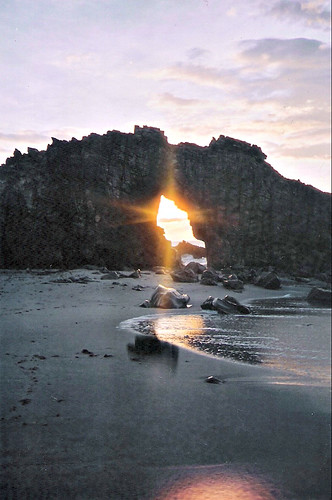 rockformation cliffs penhasco nature natureza oceanoatlântico atlanticocean ocean oceano praia beach ce sunset pedrafurada poente jeri nordeste brasil brazil jericoacoara ceará poniente tramonto couchant untergehende