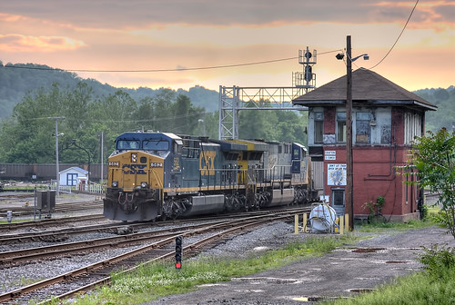 railroad sunset yard train diesel railway coal railfan grafton emd ac44cw