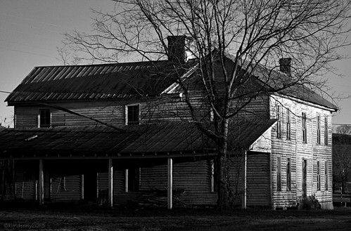 old blackandwhite house home kentucky bnw hwy90 takenfromthecar takenfromcar kentucky2013 waterviewkentucky