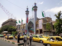 Mesquita no centro de Teerao