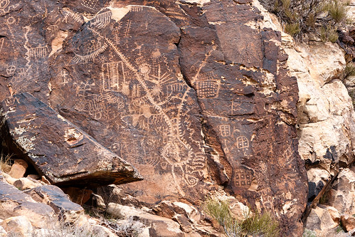 utah gap petroglyph rockart parowan
