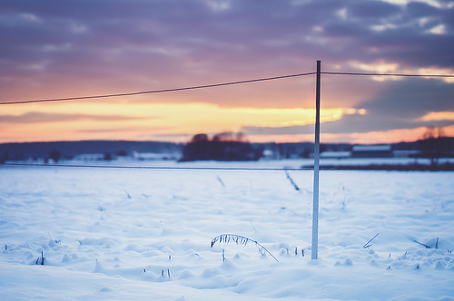 winter sunset sky snow cold nature clouds fence landscape 50mm sweden bokeh sverige solnedgång värmland kristinehamn dt50mmf18sam sonyslta57