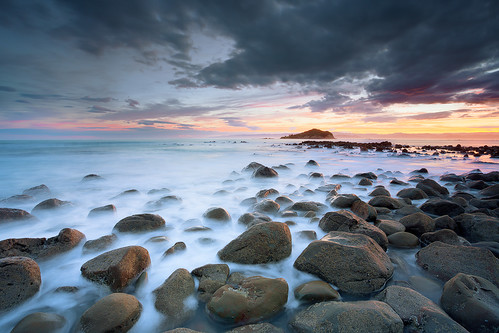 longexposure sunset newzealand colour geotagged rocks waves boulders wash le nz gisborne eastcoast spongebay almostgotwet 5d3 5dmarkiii geo:lat=38700030200168705 geo:lon=17805704534053802