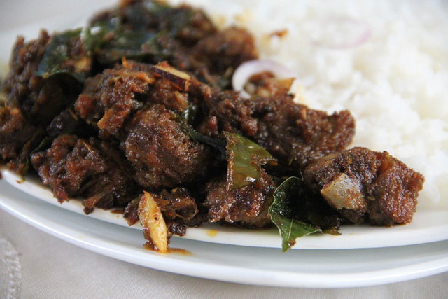Spicy Chilly: Nadan Erachi Ularthiyathu / Kerala Meat Fry