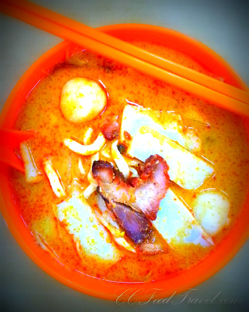 curry laksa with heart charsiew
