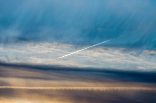 blue sunset sky sun sunlight reflection clouds airplane sweden swedish fumes