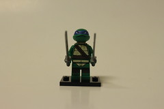 LEGO Teenage Mutant Ninja Turtles Turtle Lair Attack (79103) - Leonardo