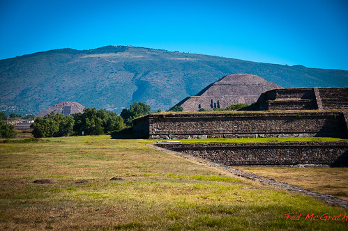 travel vacation mexico teotihuacan bluesky pyramidofthesun mexioccity1111