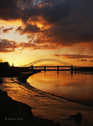 sunset reflection clouds river mersey rivermersey