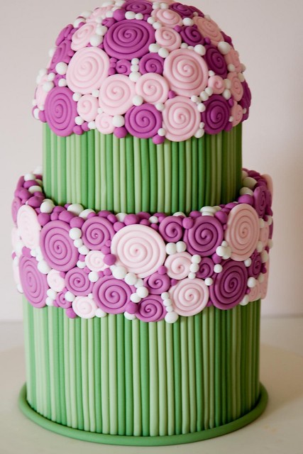 Floral Cake by Rouvelee's Creations