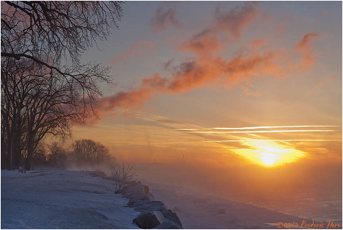 sun canada cold ice water weather fog sunrise quebec arctic environment lachine frigid tgam:photodesk=sun2013
