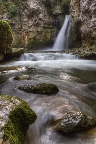 fall nature water rock canon photography eos schweiz switzerland photo waterfall eau long exposure suisse pierre swiss sigma wideangle 7d 1020mm cascade chute hdr rocher tine cokin photomatix gnd4 conflens p121m philippesaire