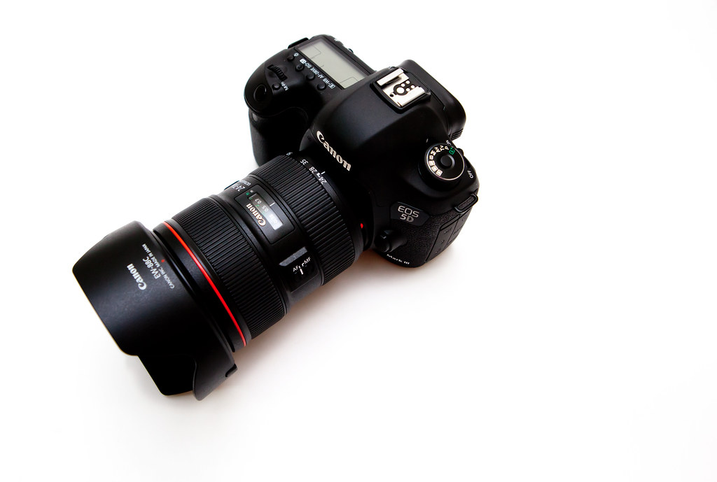 Canon 二代鏡皇 EF24-70mm f/2.8L II USM @3C 達人廖阿輝