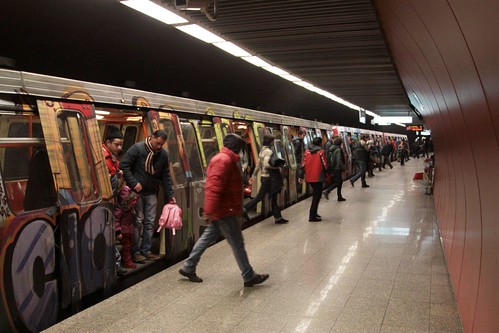 Line M4 passengers change for line M1 trains at Basarab station