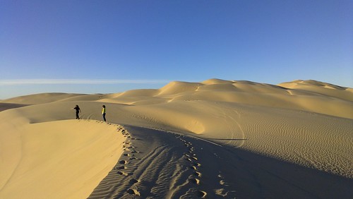 sand desert dune footprint quimi míkel