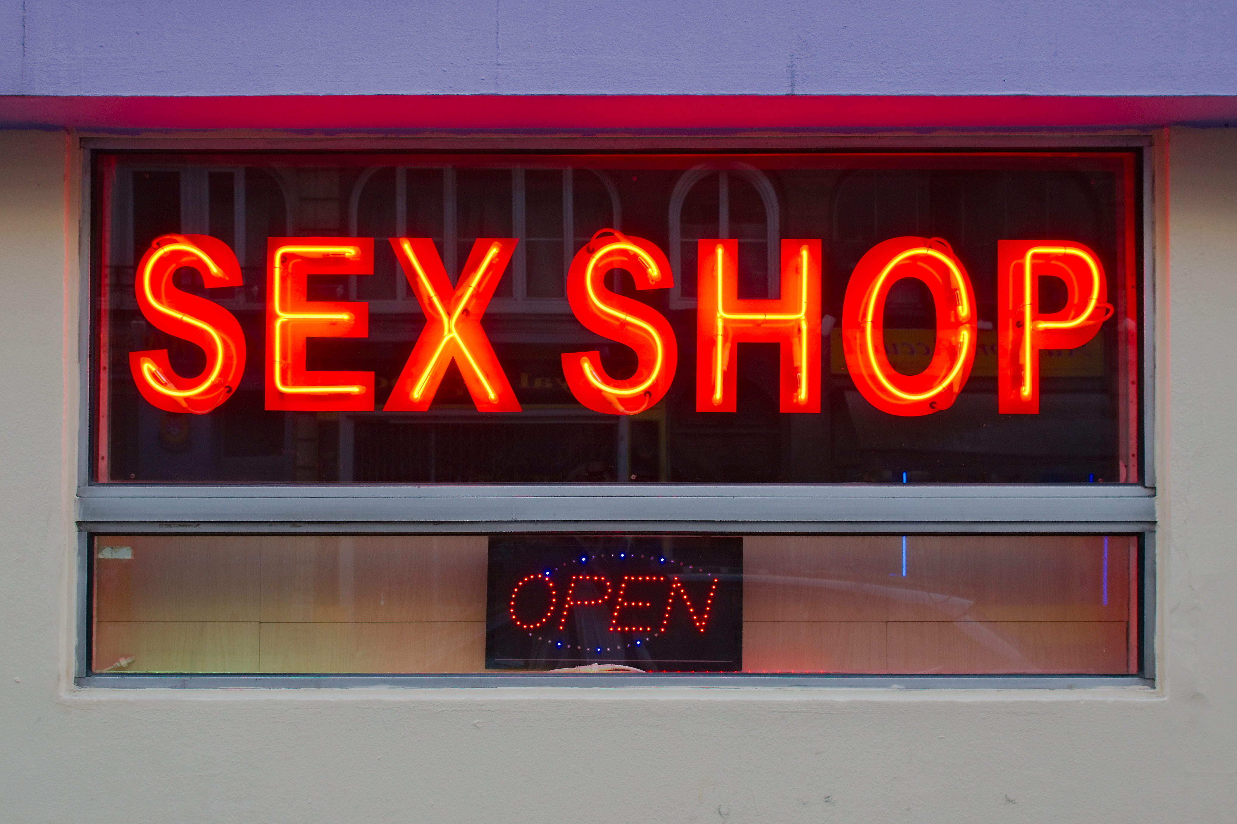 Façade de sex-shop | Flickr - Photo Sharing!