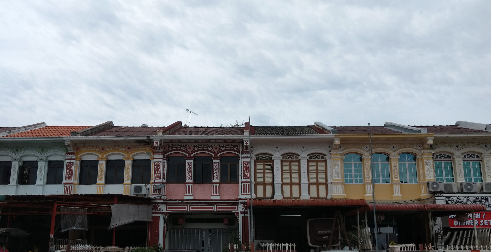Perfectly in sync house colors, George Town - Penang