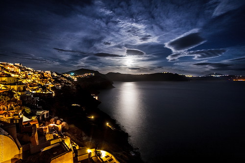 houses sea sky seascape architecture clouds canon published village fullmoon santorini greece caldera moonlight oia cyclades canonefs1022mmf3545usm canoneos40d ayearofpictures2013