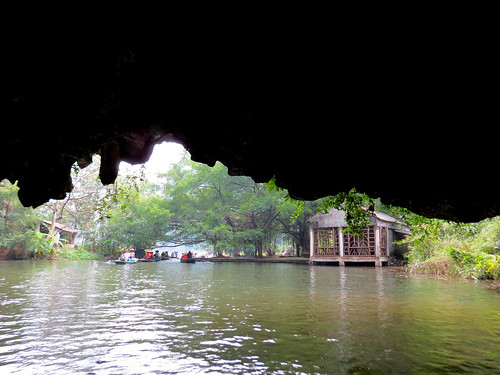 travel canon geotagged asia southeastasia culture vietnam 2012 culturaltravel lindadevolder powershotsx40