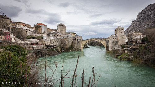 bridge water river europe mostar bosnia f90 kearney philip starimost neretvariver philipkearney ©philipkearney