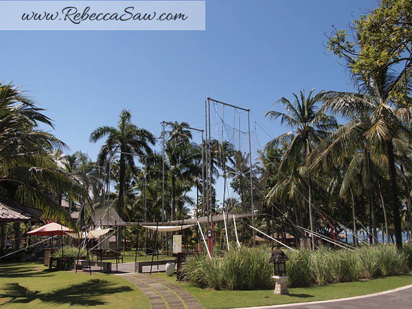 1 Club Med Bali - flying trapeze - rebecca sawP3215867