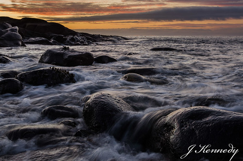 sunset sea seascape nature water norway landscape island coast norge nikon rocks meer waves dusk küste giske møreogromsdal norwegan møreandromsdal d7000 nikon35mmf18gafsdx